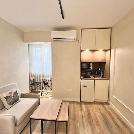 Syncron Apartments In The Center Of Tirana Exterior foto