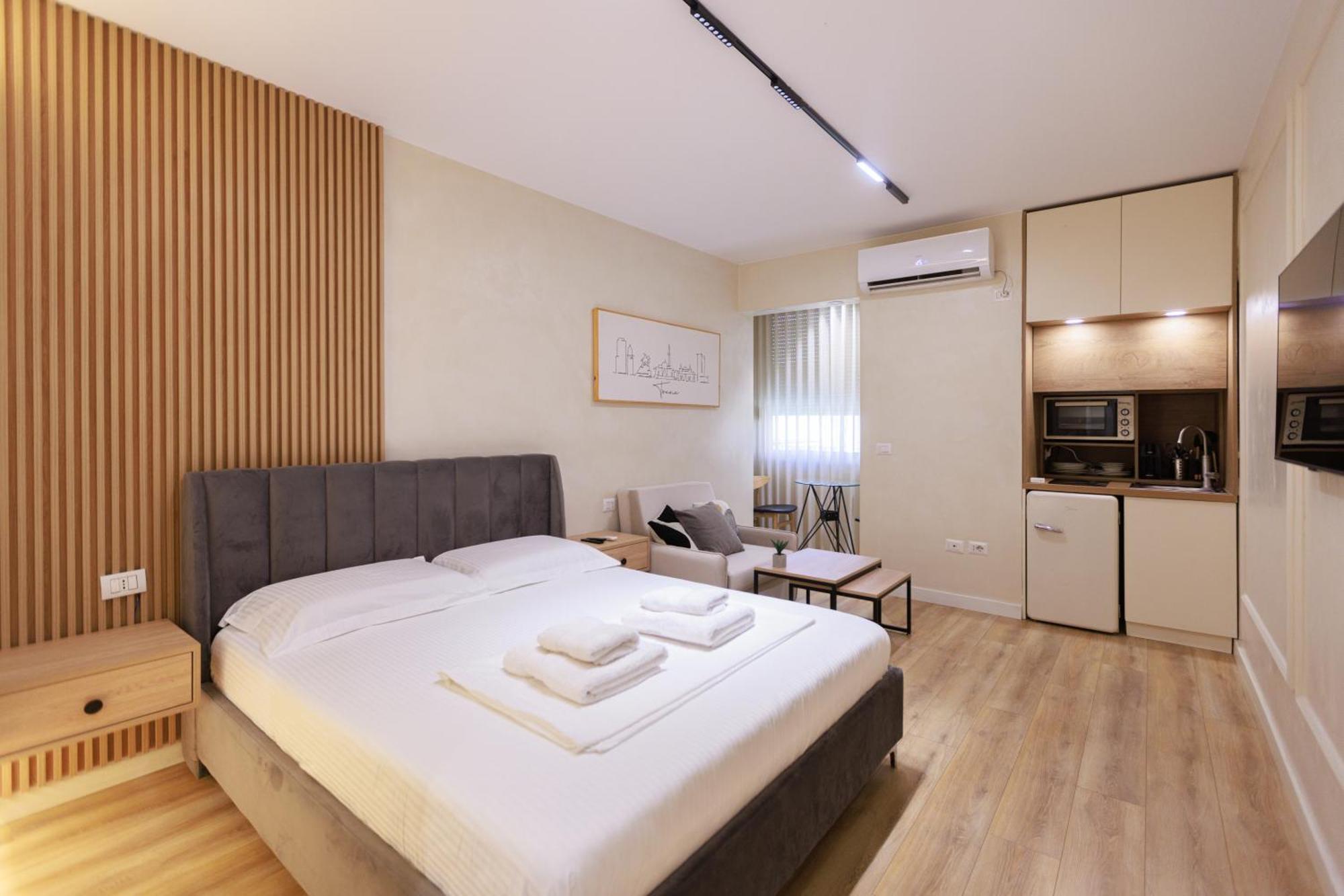 Syncron Apartments In The Center Of Tirana Exterior foto