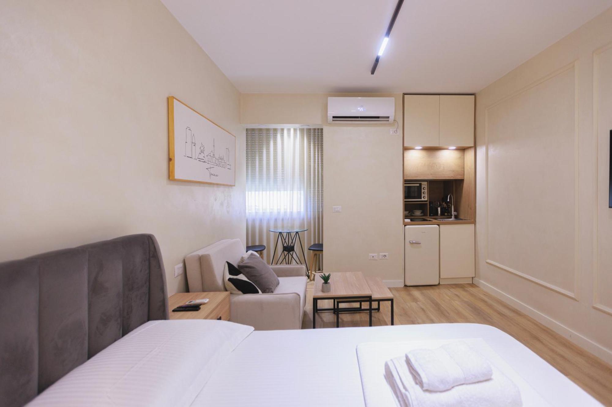 Syncron Apartments In The Center Of Tirana Exterior foto